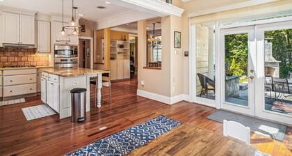 Light-Filled Secluded Estate