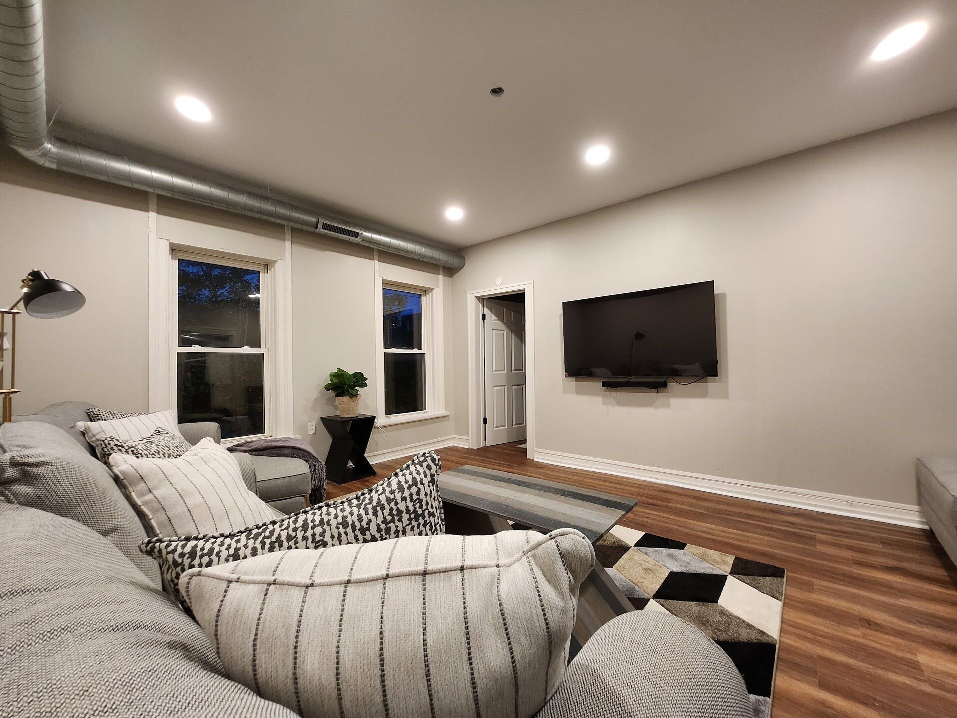 Walkers Point Modern Loft