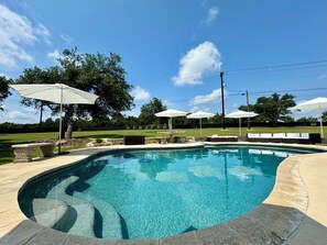 Piscine extérieure