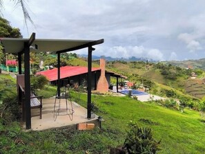 Property grounds - cottage House with an amazing view (Valle del Cauca)