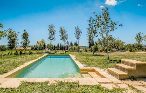 Beautiful home in Guardiola de Fontrubí