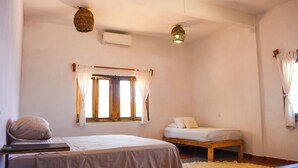 Basic Room - Seacliff Paradise (Chimo)
