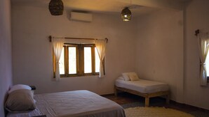 Basic Room - Seacliff Paradise (Chimo)