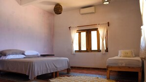 Basic Room - Seacliff Paradise (Chimo)