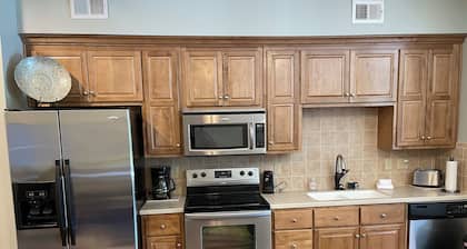 Olde Beau Golf / Blue Ridge Mountains Golf / Resort 1BR 1BA Condo PET FRIENDLY!!