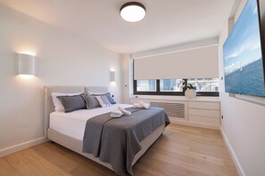 Apartemen Mewah, Bebas Asap Rokok, lemari es | 2 kamar tidur dan didekorasi berbeda-beda