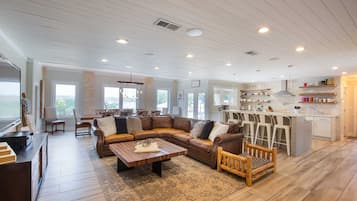 Smart TV, fireplace, books