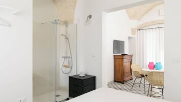 Apartamento | 2 quartos, ferros/tábuas de passar roupa, roupa de cama