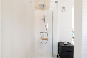 Apartment | Badezimmer