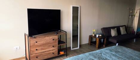 1 bedroom, iron/ironing board, free WiFi, bed sheets