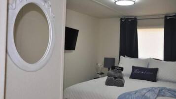 3 soverom, strykejern/-brett, wi-fi (inkludert) og sengetøy