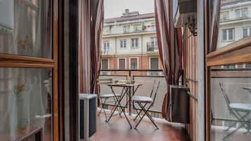Appartamento, balcone, vista città | Balcone