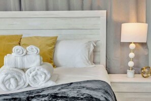 4 Schlafzimmer, Bügeleisen/Bügelbrett, kostenloses WLAN, Bettwäsche