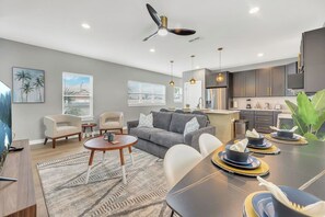 Unclassified image, 3 of 49, button - Newly Built Oceanview Apartment with Rooftop (Jacksonville Beach)