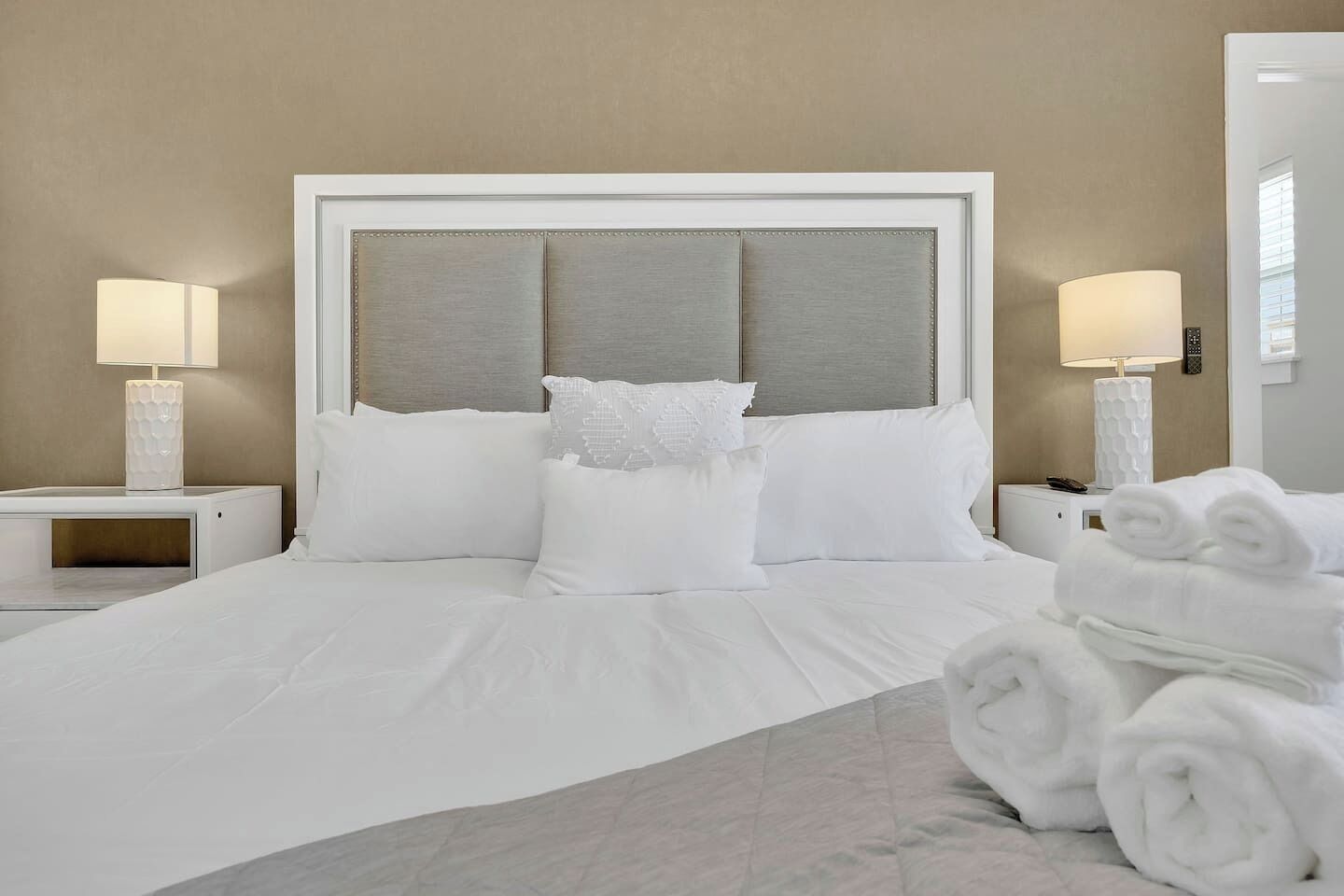 Strykejern/-brett, wi-fi (inkludert) og sengetøy