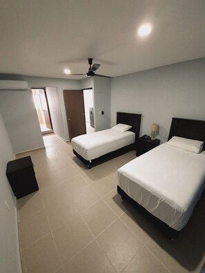 Classic Studio | Iron/ironing board, free WiFi, bed sheets - Torre Metropoli (Cancun)