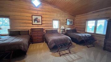 4 habitaciones, escritorio, tabla de planchar con plancha y wifi gratis