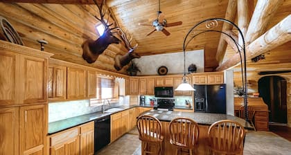 Secluded and spacious retreat in western Nebraska.
Pet-friendly!