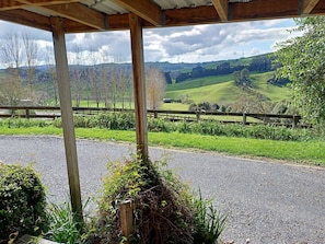 Property grounds - Lovely 3 Bedroom Quiet Home with Farm Views - 10 mins to Cambridge and Hobbiton (Cambridge)