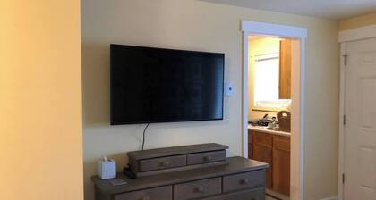 2A-Studio near UofO, Hayward Field, Hult Ctr & DT