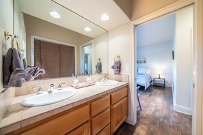 Haartrockner, Handtücher