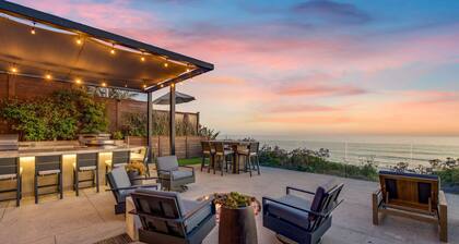 Luxury Oceanfront Home - Walk to Moonlight Beach - Stunning Views