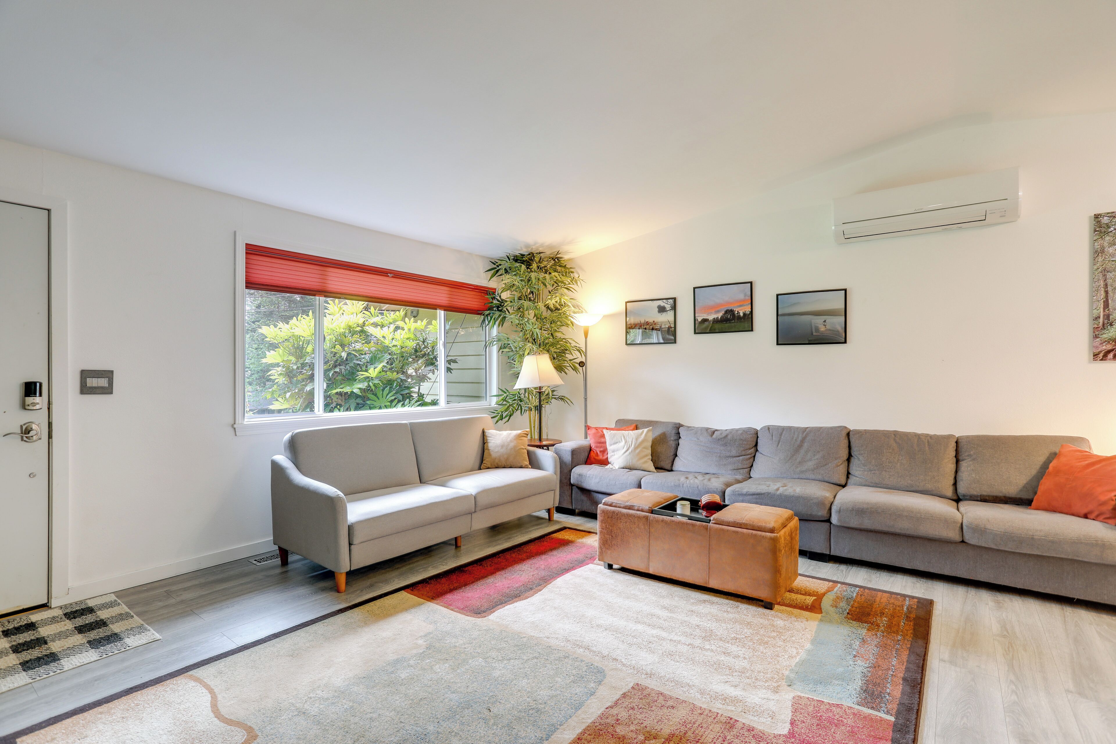 Close To Light Rail! Sammamish Home W/ Hot Tub - Sammamish, WA
