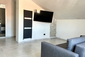 Interior - SE104 - Senigallia, elegant four-room apartment convenient to services (Senigallia)