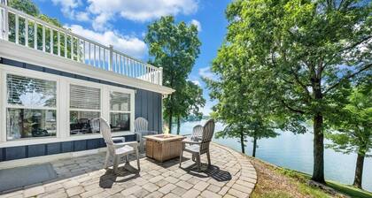 Scenic Point - Private Lakefront Home w/ Dock, Fire pit, outside shower & Hot tub