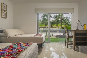 2 soverom, skrivebord, strykejern/-brett og wi-fi (inkludert)