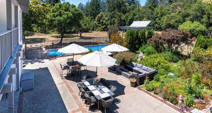 Luxury Garden Villa, in Bonny Doon, with hot tub and game room