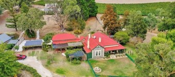 Romantic farm homestead Hideaway in the Barossa Valley, South Australia .