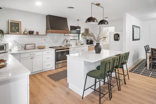 Stay in Style near Lawton's best spots!