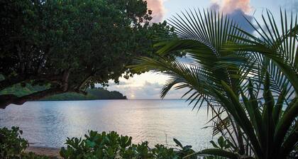 Charming, Romantic Beach Cottage at Anini Beach! TVNC 1361