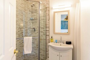 Shower, towels