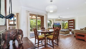 Interior - Peaceful, Pet Friendly Home (Mountain Creek)