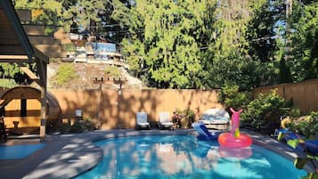 Piscina externa, piscina aquecida