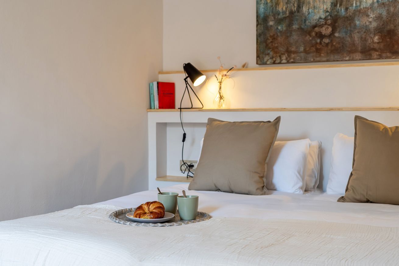 1 bedroom, iron/ironing board, travel cot, WiFi