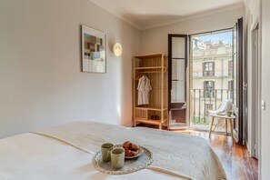 1 bedroom, iron/ironing board, travel cot, WiFi - Beautiful apartment near Plaza Catalunya (Barcelona)