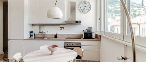 Fridge, microwave, oven, dishwasher