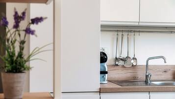 Frigorifero, microonde, forno, lavastoviglie