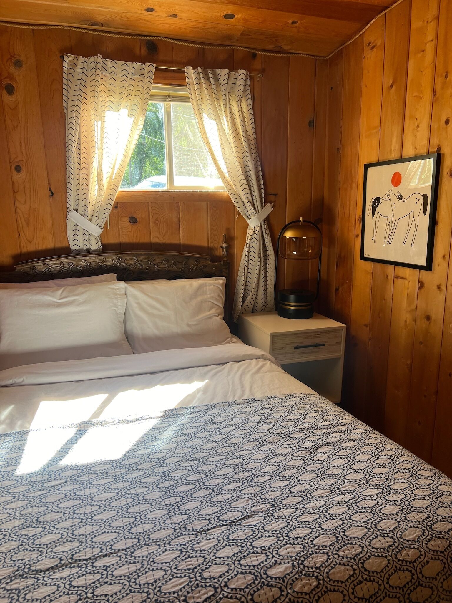 2 多间卧室、免费 WiFi、床单