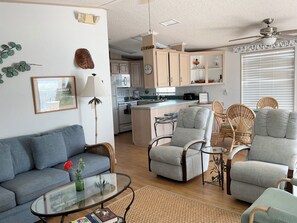 TV - Mermaid House - Venture Out Lot 089 (Cudjoe Key)