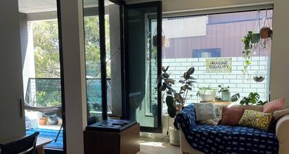 Lovely Modern Apartment in the Heart of Melbourne