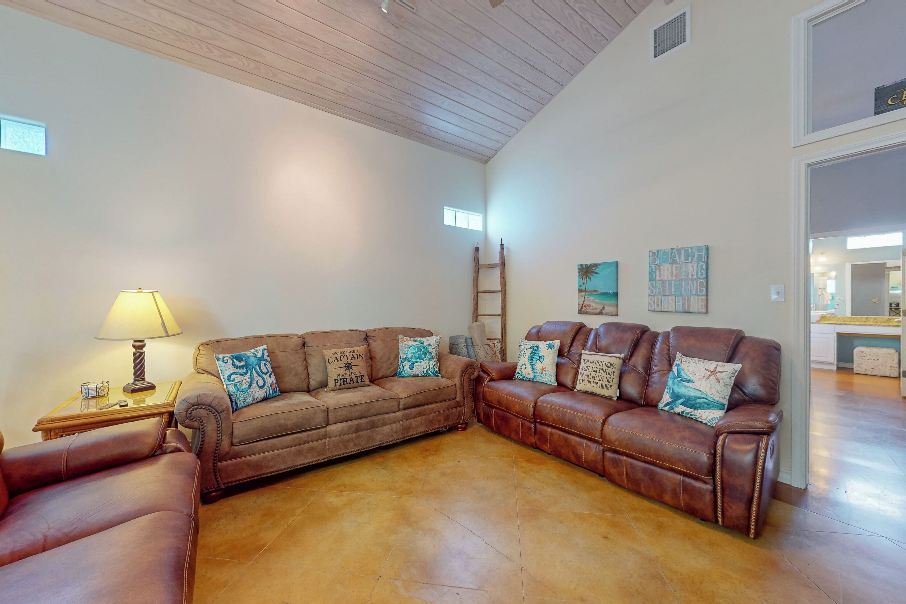 PB205: Pirates Den 3BD, 3BA, Shared Pool. Shared Charcoal Grills
