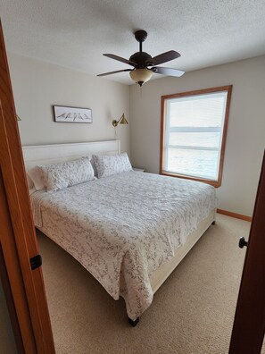 4 bedrooms, iron/ironing board, travel cot, free WiFi