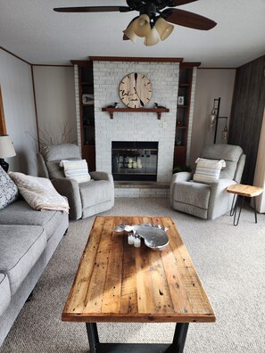 Smart TV, DVD player, ping pong