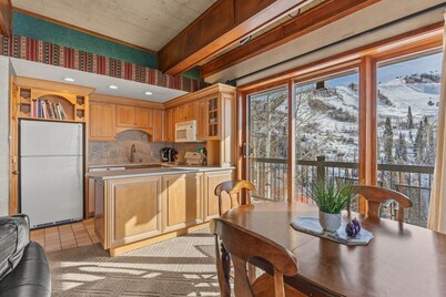 Storm Meadows Club A-219: Corner Unit w/ Amazing Panoramic Views + Club Amenities, Ski In/Out