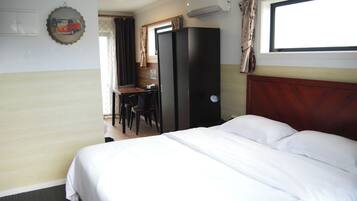 2 bedrooms, free WiFi, bed sheets