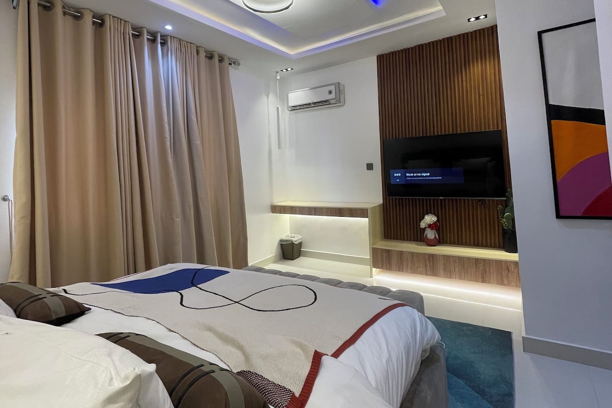 Royal tweepersoonskamer, uitzicht op de stad | Gratis wifi